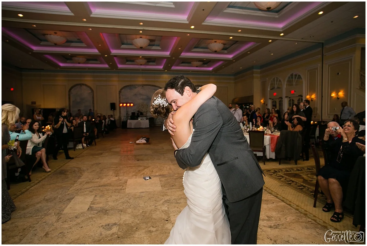 Venutis_Banquets_Addison_Wedding022.jpg