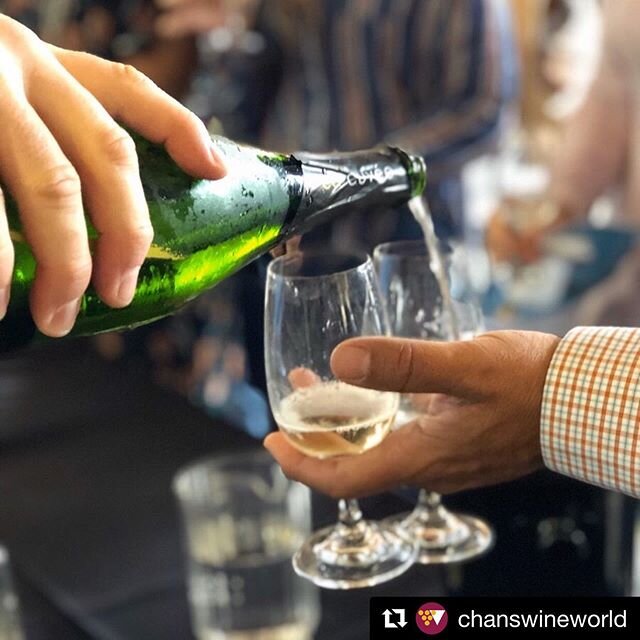 The cheese &amp; wine pairing class is almost sold out but there are still tickets to the Festa del Vino Italian wine tastings on the 21st and 28th! Check out our #linkinbio 🍾 
#Repost @chanswineworld with @get_repost
・・・
There&rsquo;s ALWAYS someth