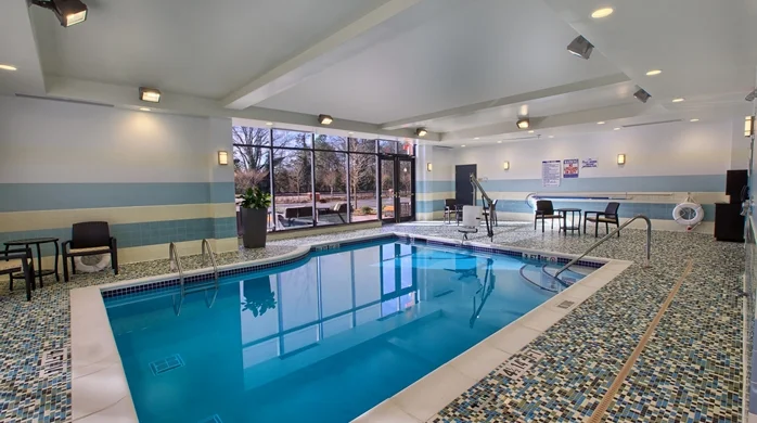 GI_pool_13_698x390_FitToBoxSmallDimension_Center.jpg
