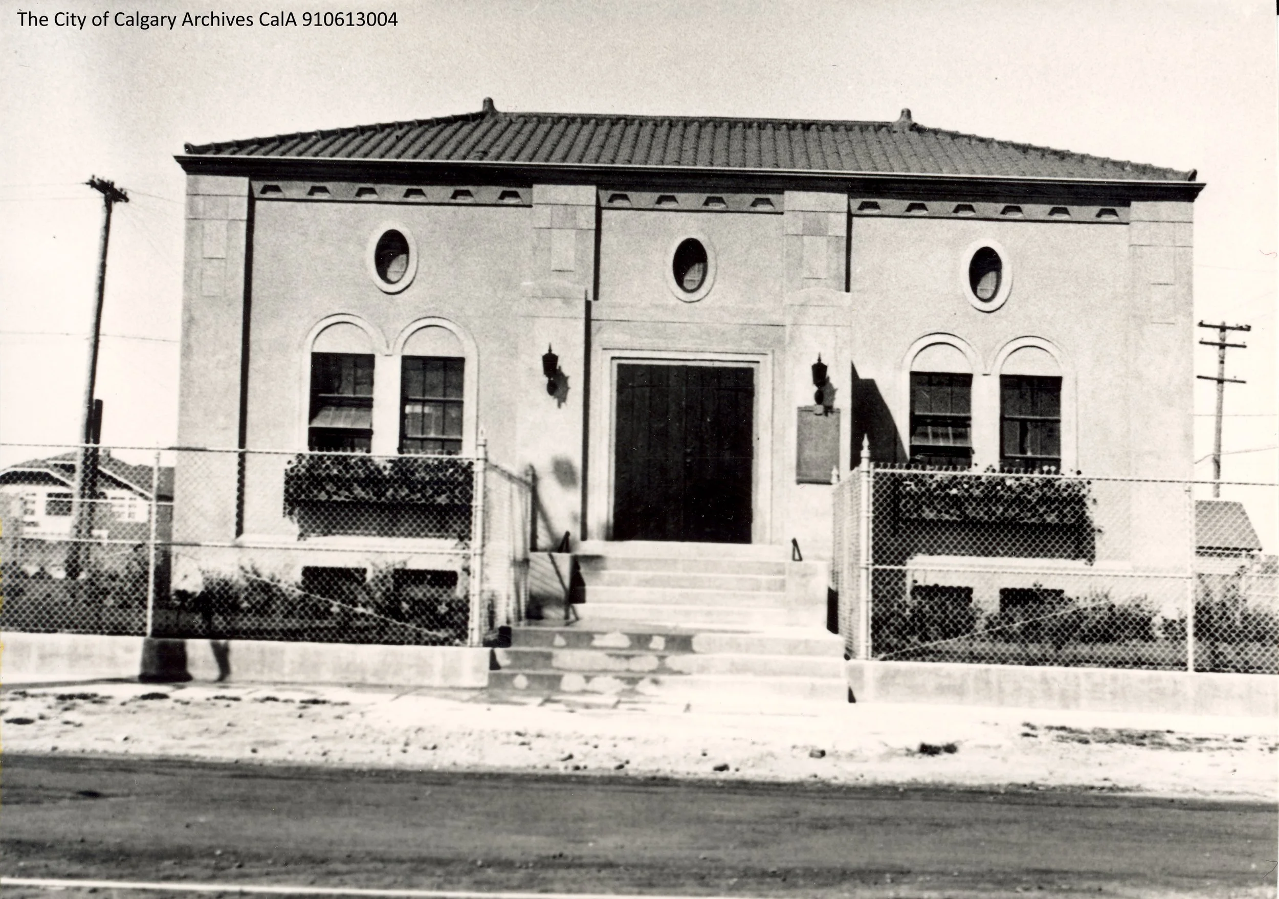 Substation#4 1930 Front.jpg