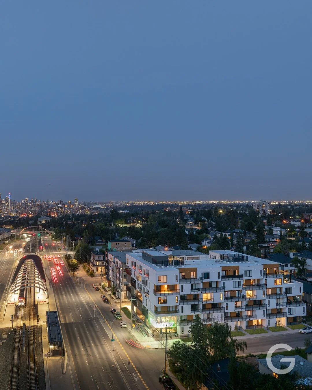 Completed Summer 2026: Maximizing capacity without sacrificing daylight or privacy.⁠
⁠
For the Shaganappi Multi-Residential project, @NAIAdvent set out to balance a high unit count with neighbourhood privacy, complementing Calgary&rsquo;s SW transit 