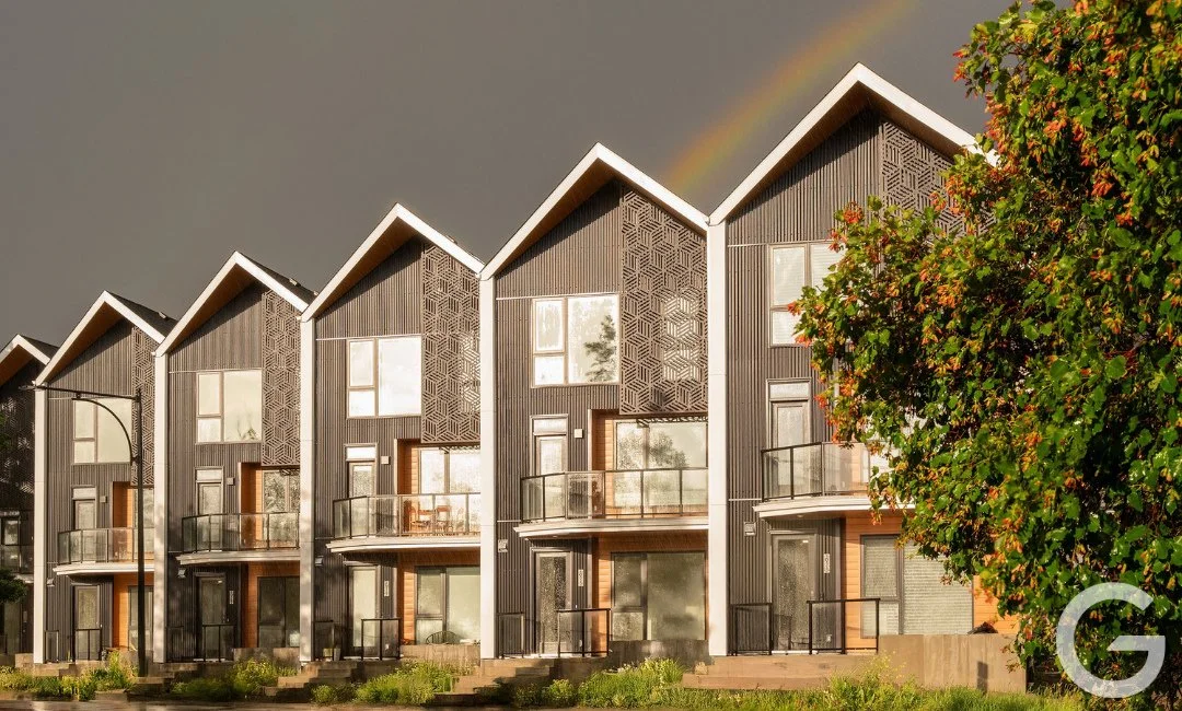 Ascension Block by @CantiroHomes is officially complete! The final six townhomes of the south phase join the five north units in Westmount, Edmonton. ⁠
⁠
Cantiro presented Gravity with an irregular site, prompting a design tailored directly to its un