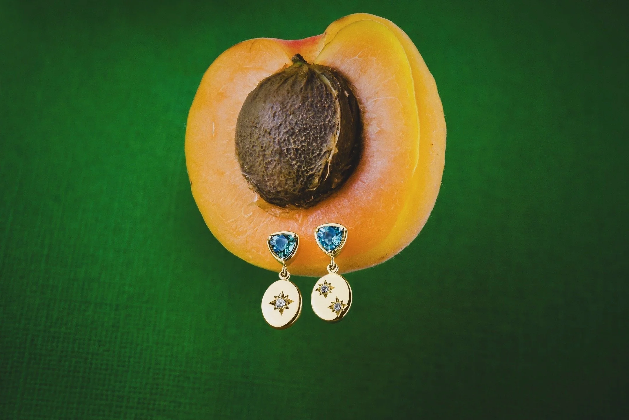 Fruit - Apricot_DSC0342--0352_STACKED_post_LR.jpeg