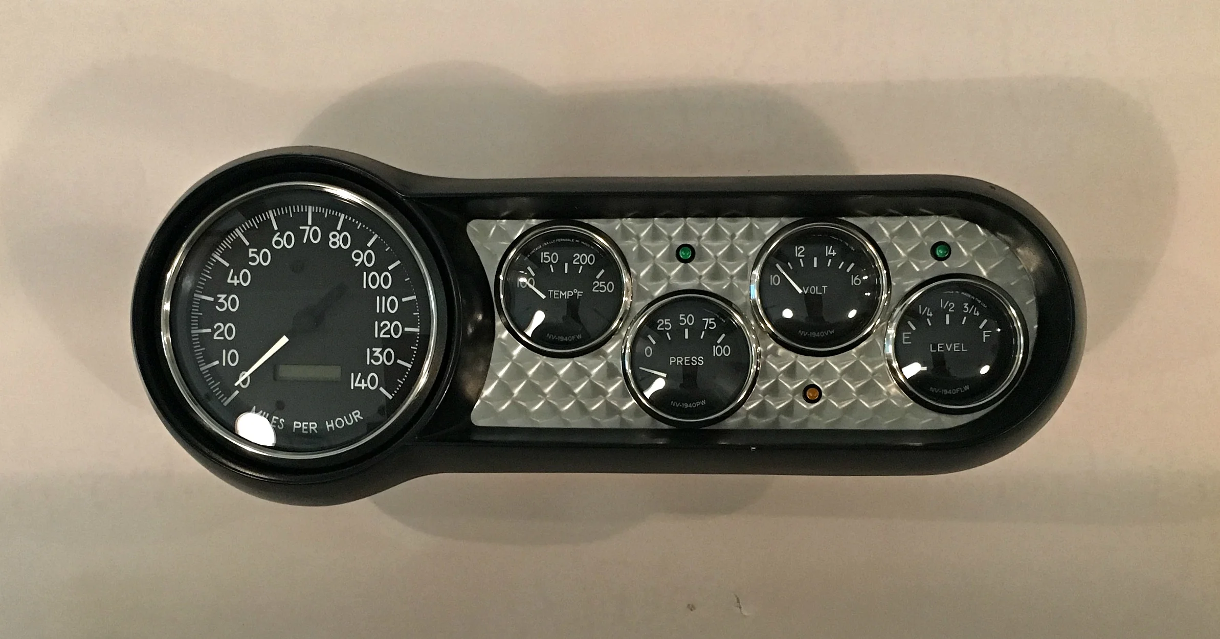 53C5NV40b.jpg