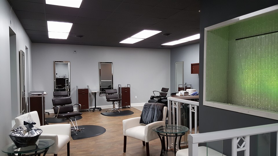 We designed our salon to allow for breathing room and a one-on-one experience with our experts. 