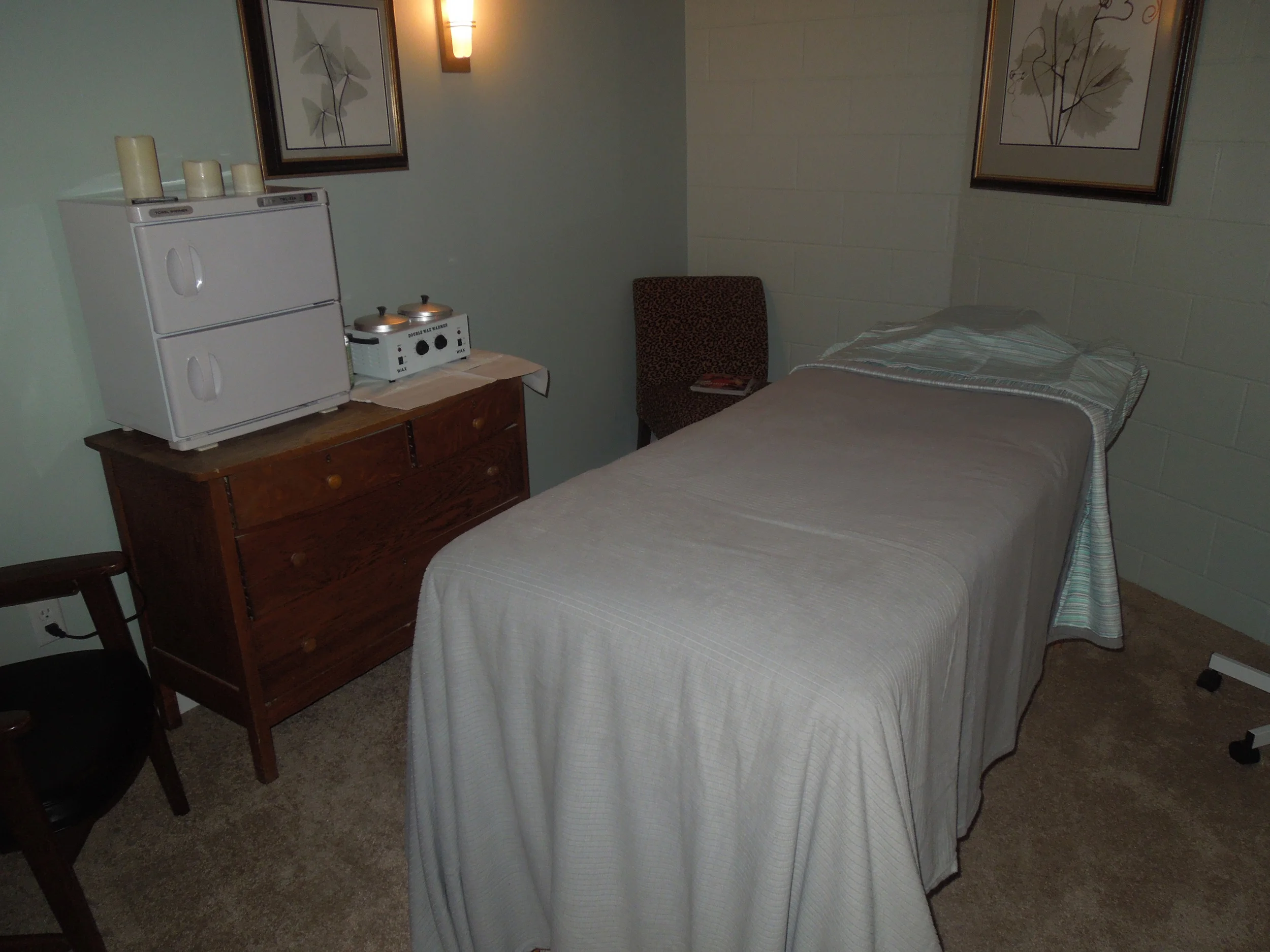 Quiet, clean, and private are what we strive to provide for each of our massage rooms. 