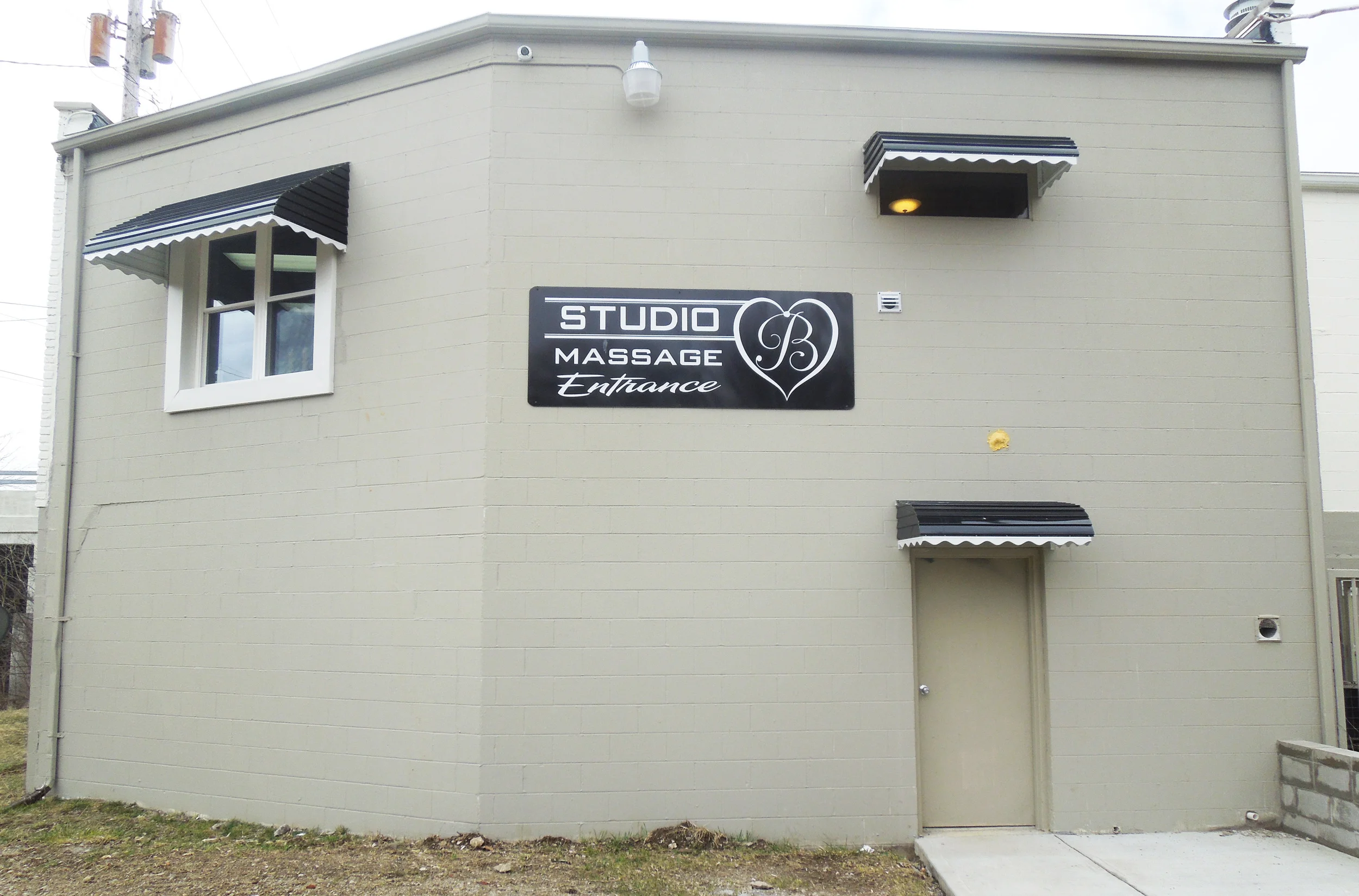 Salon & Spa Menu Specials Contact HomeContact Us — Studio B Salon & Spa