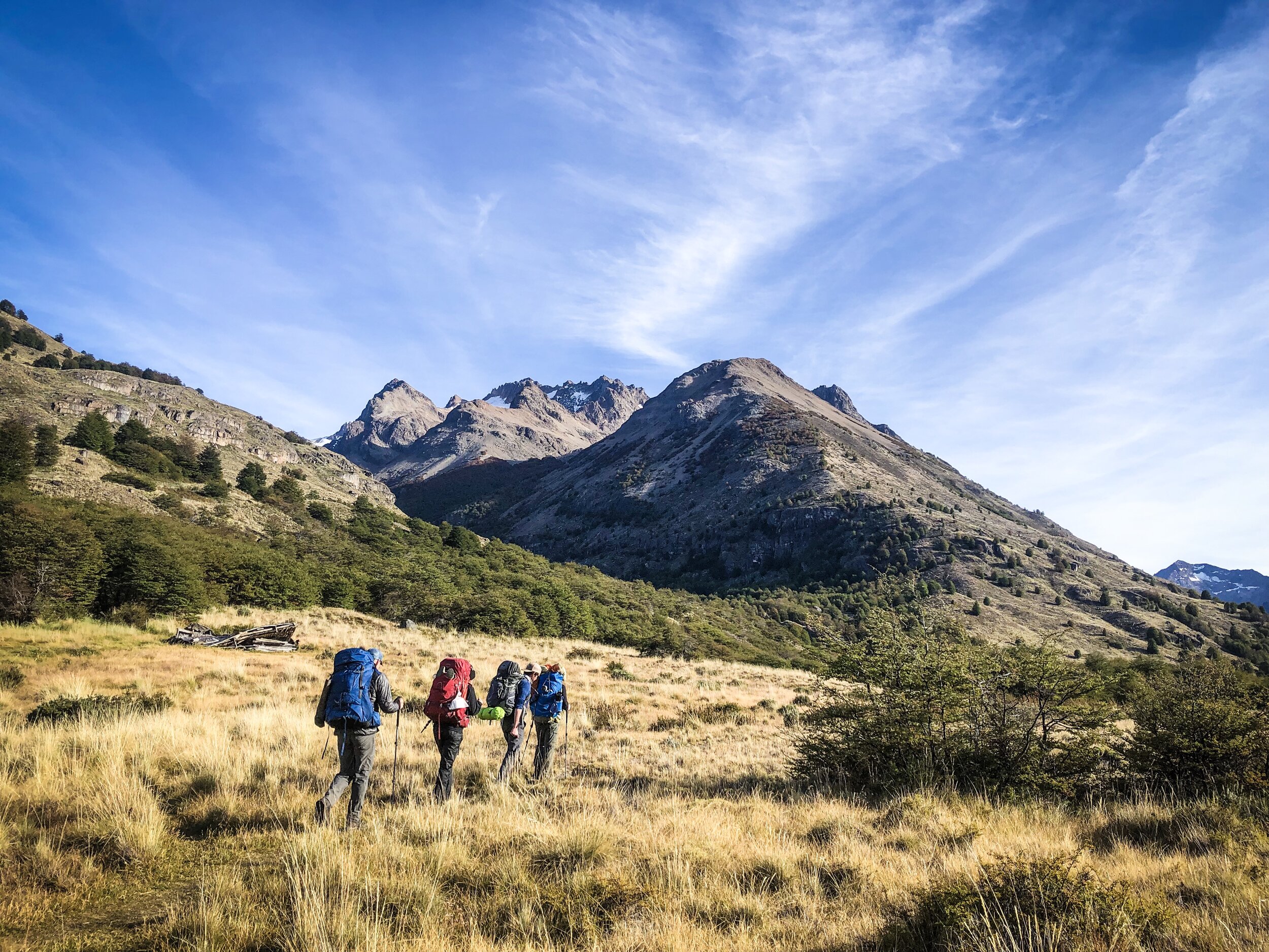 Patagonia NP thru-hike: fall views in the Aviles Valley