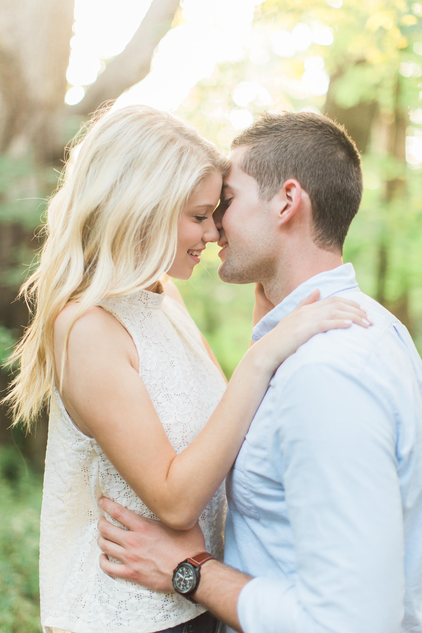 A Romantic & Whimsical Engagement Session - Columbus, Ohio Wedding Photographer