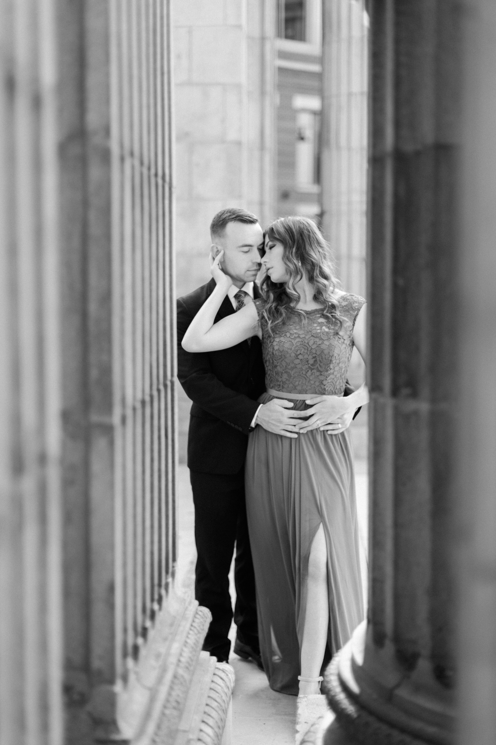 The Emmerts - A High-End Downtown Anniversary + Family Session, Columbus Ohio Photographer