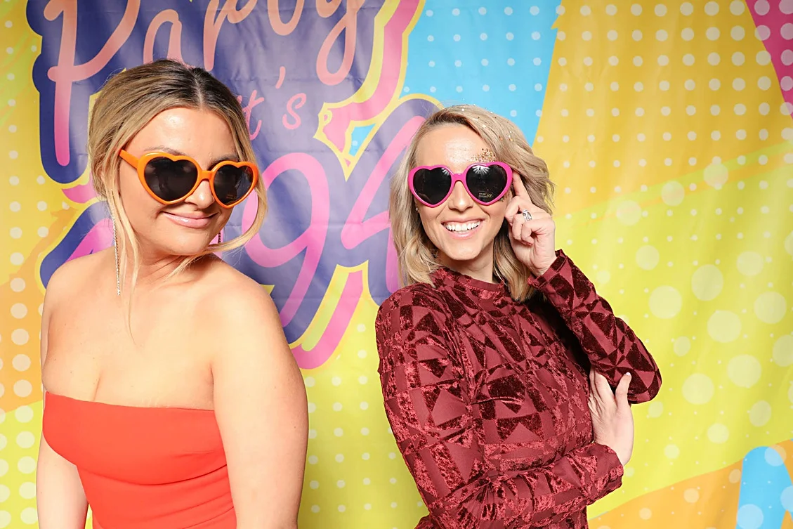 90's themes photo booth