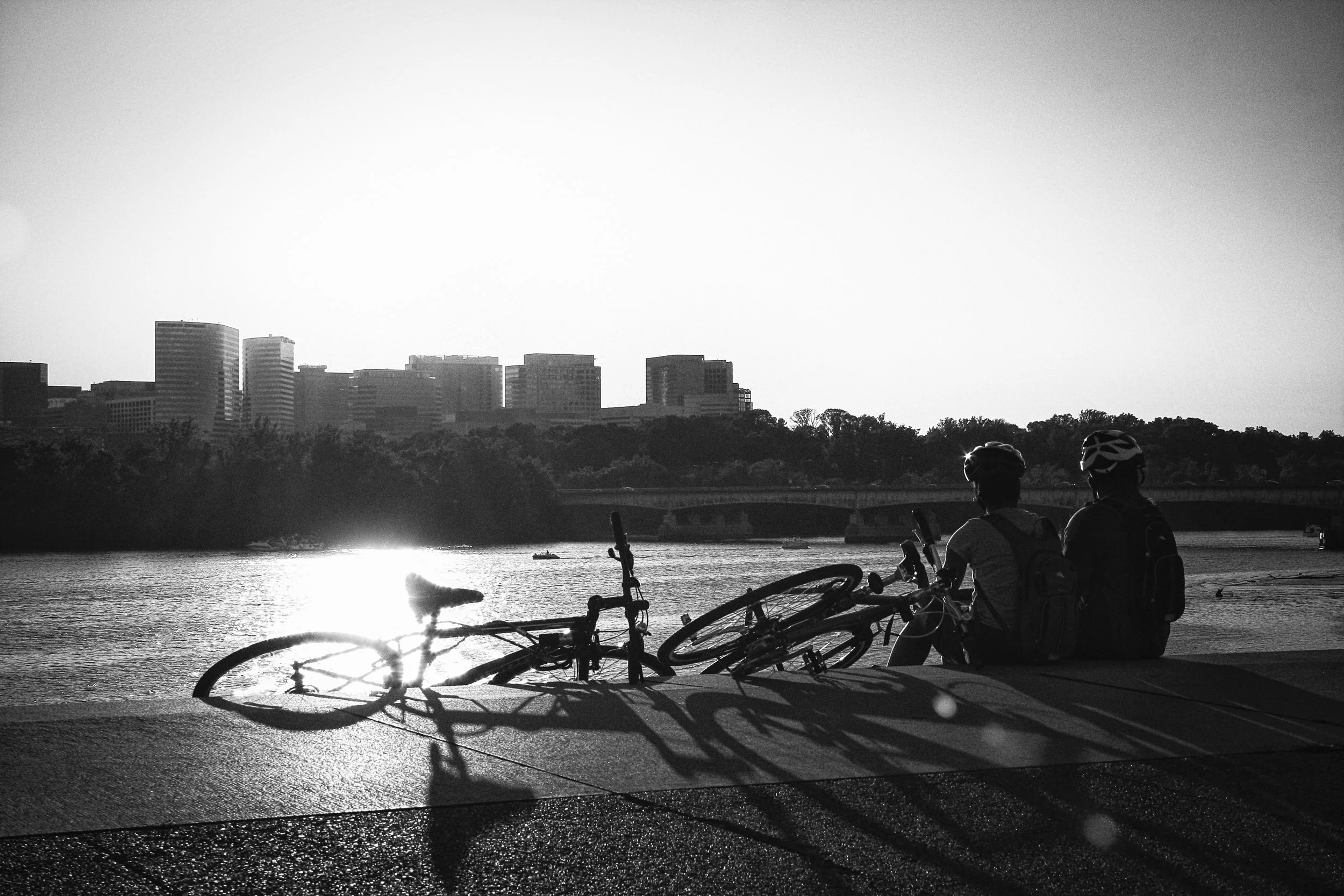 Cyclists on the bank of the Potomac, Washington, DC.