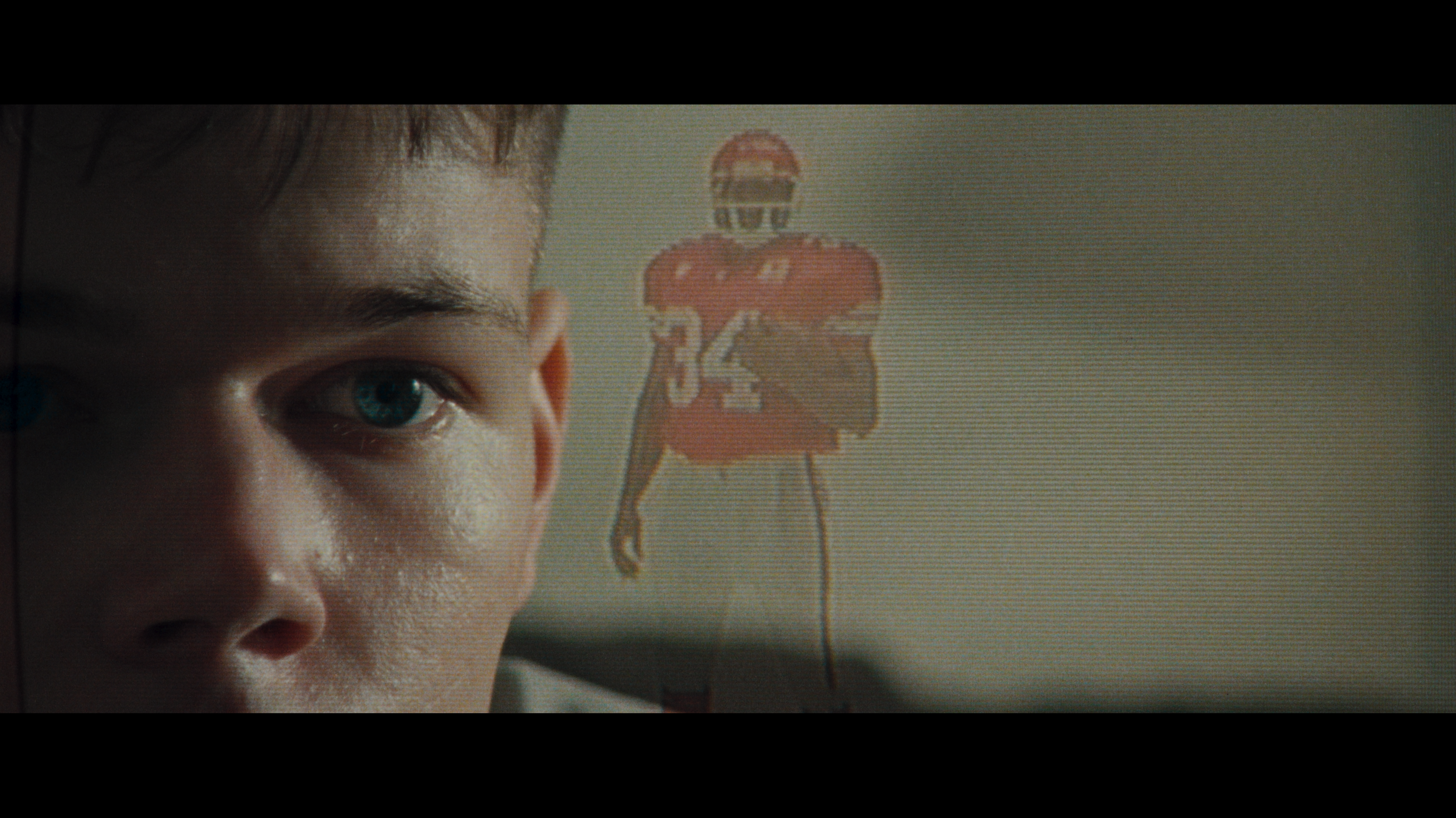 MEMORABILIA_Color.00_16_04_15.Still121.png