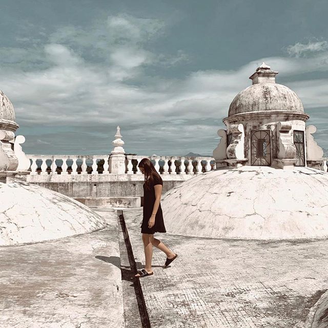 The Leon Cathedral in Nicaragua is a significantly important and historic landmark and was awarded World Heritage Site status by UNESCO. The architecture of the cathedral blends Baroque and Neoclassicism, similar to the ones in Lima and Cuzco, Peru. 