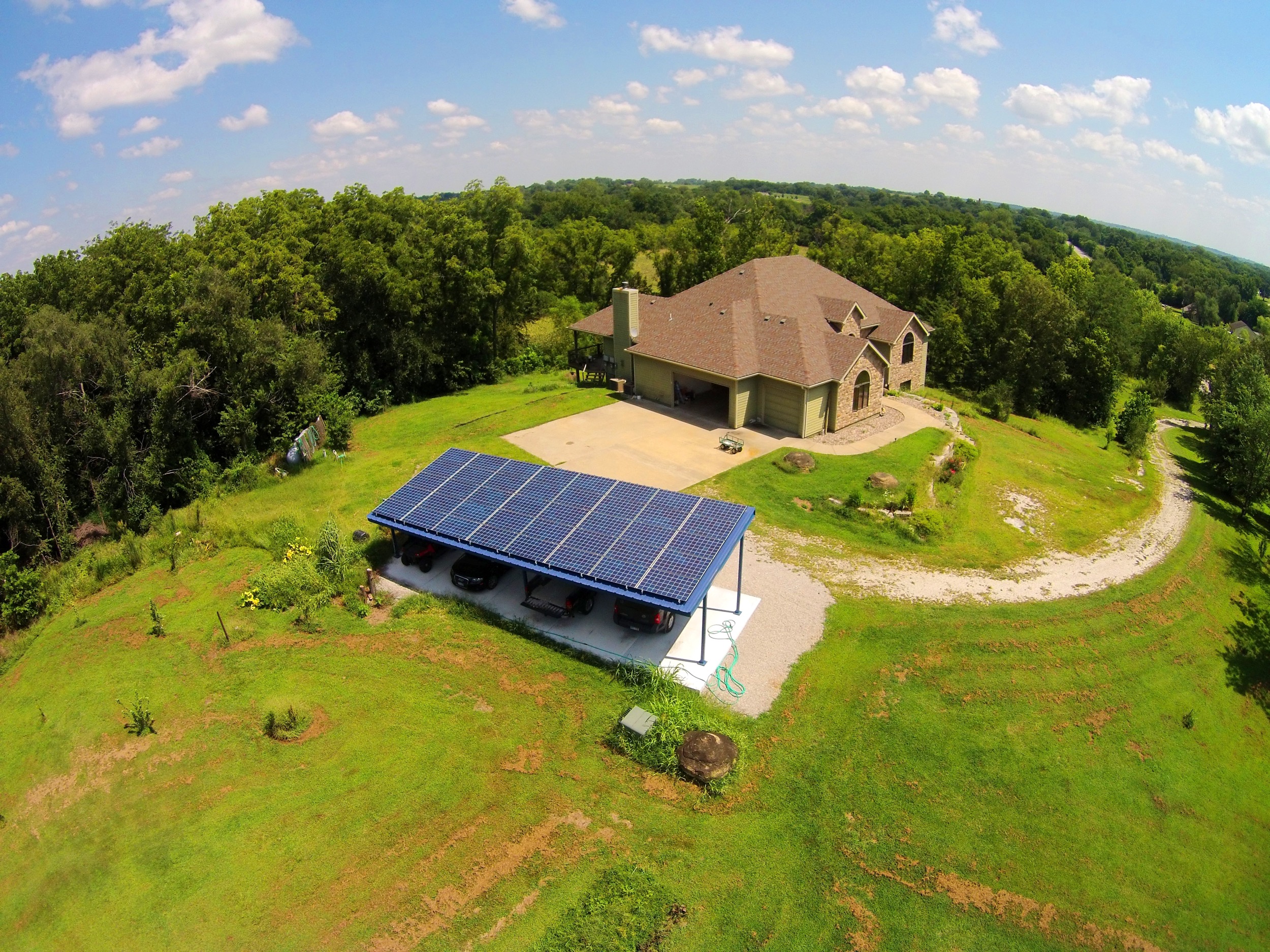 A residential solar array installed on a car port © 2015 Cromwell Environmental