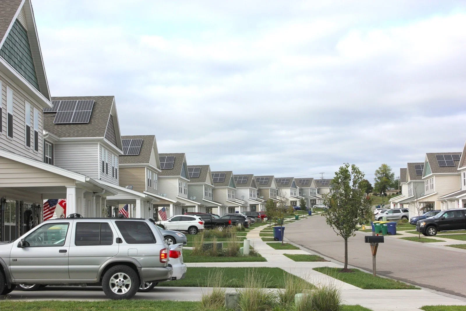 Grid Interconnection: Net Metering for Solar Panel Installations in Kansas and Missouri