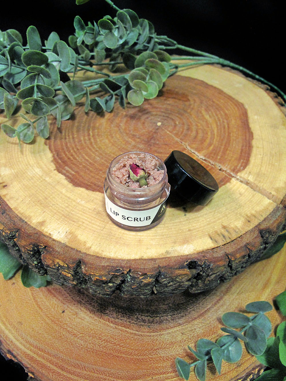 LipScrub_NEW_Blk3_sml.jpg