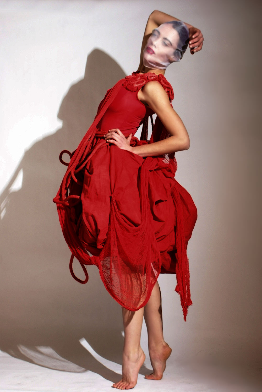 ALT=%22SCHIZOPHRENIC-EXPERIENCE-COUTURE-RED-GOWN-6%22.jpg