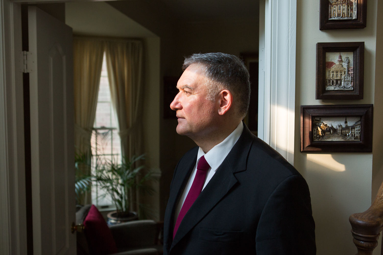 Eric Kruszewski photographs a portrait of Andreas Georgiou in Washington, D.C.