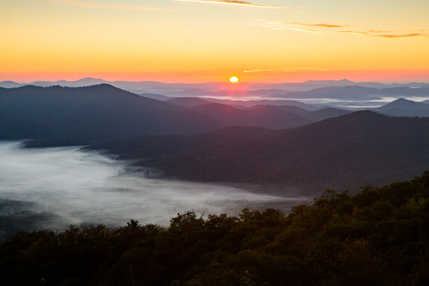 Landscape Travel Photography Sunrise North Carolina Blue Ridge Mountains Thermal Inversion Clouds