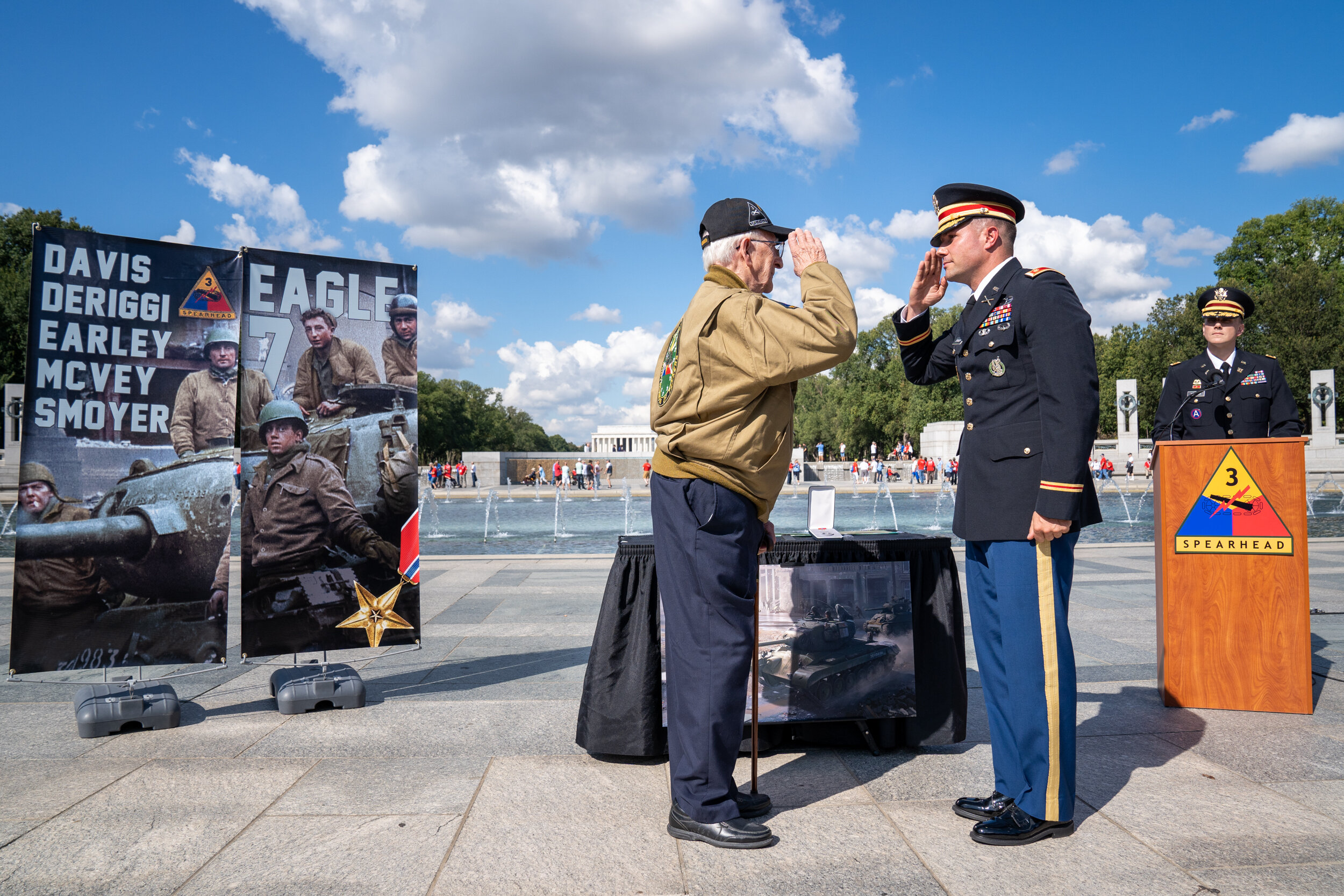 Editorial Eric Kruszewski photographs World War II veterans in Washington, D.C. for The American Legion.