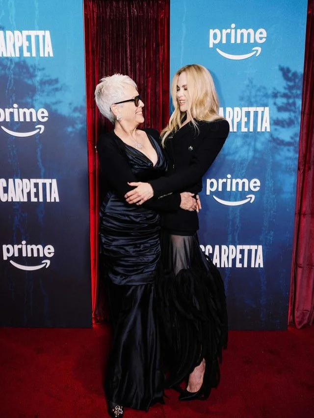 𝚂𝚌𝚊𝚛𝚙𝚎𝚝𝚝𝚊 

Amazon prime premiere 
@nowscreamingpv @nicolekidman 
@primevideo @amazonprime 

Agency: @event_eleven 
Photos: @clarkstudios 
Floral &amp; styling: @kellyharridgedesigns 
Catering: @badtaste.biz 
Venue: @thetwentytwo