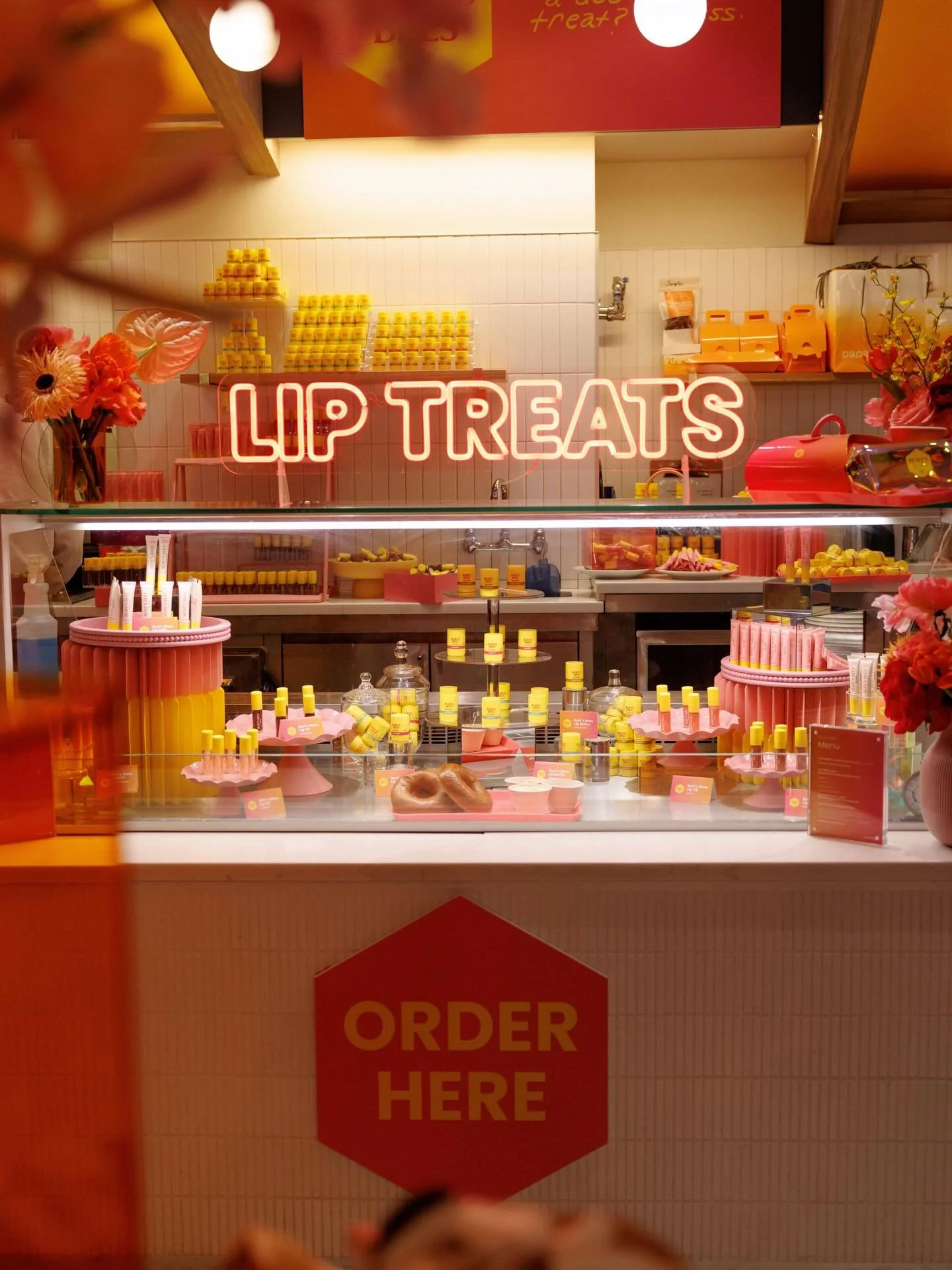 Treat your lips with @burtsbees 🫦