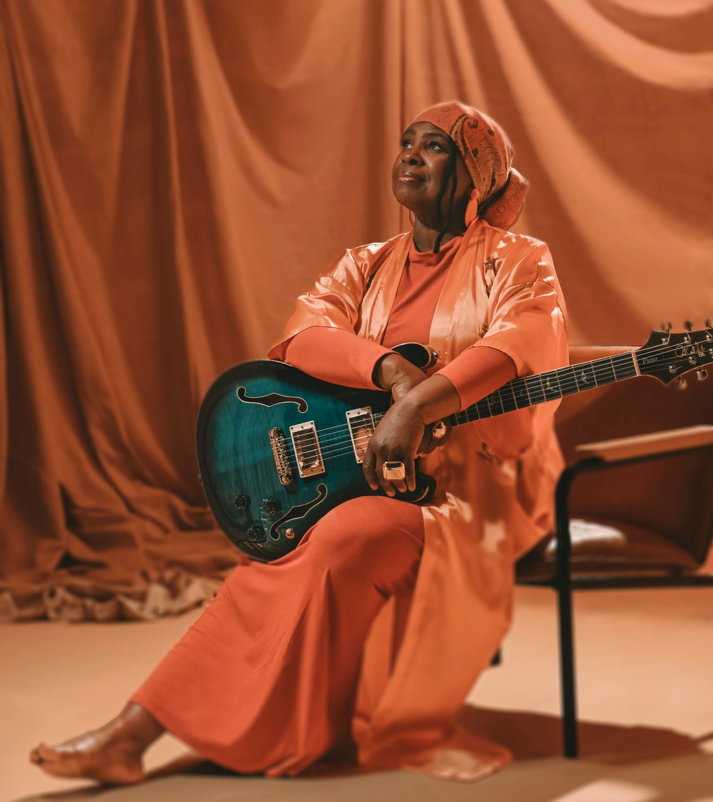 It&rsquo;s New Music Friday, and my heart is full. &ldquo;Thank You&rdquo; is officially out in the world! Give it a listen at the link in my bio, then come back and tell me which lyric you liked the most. 🧡