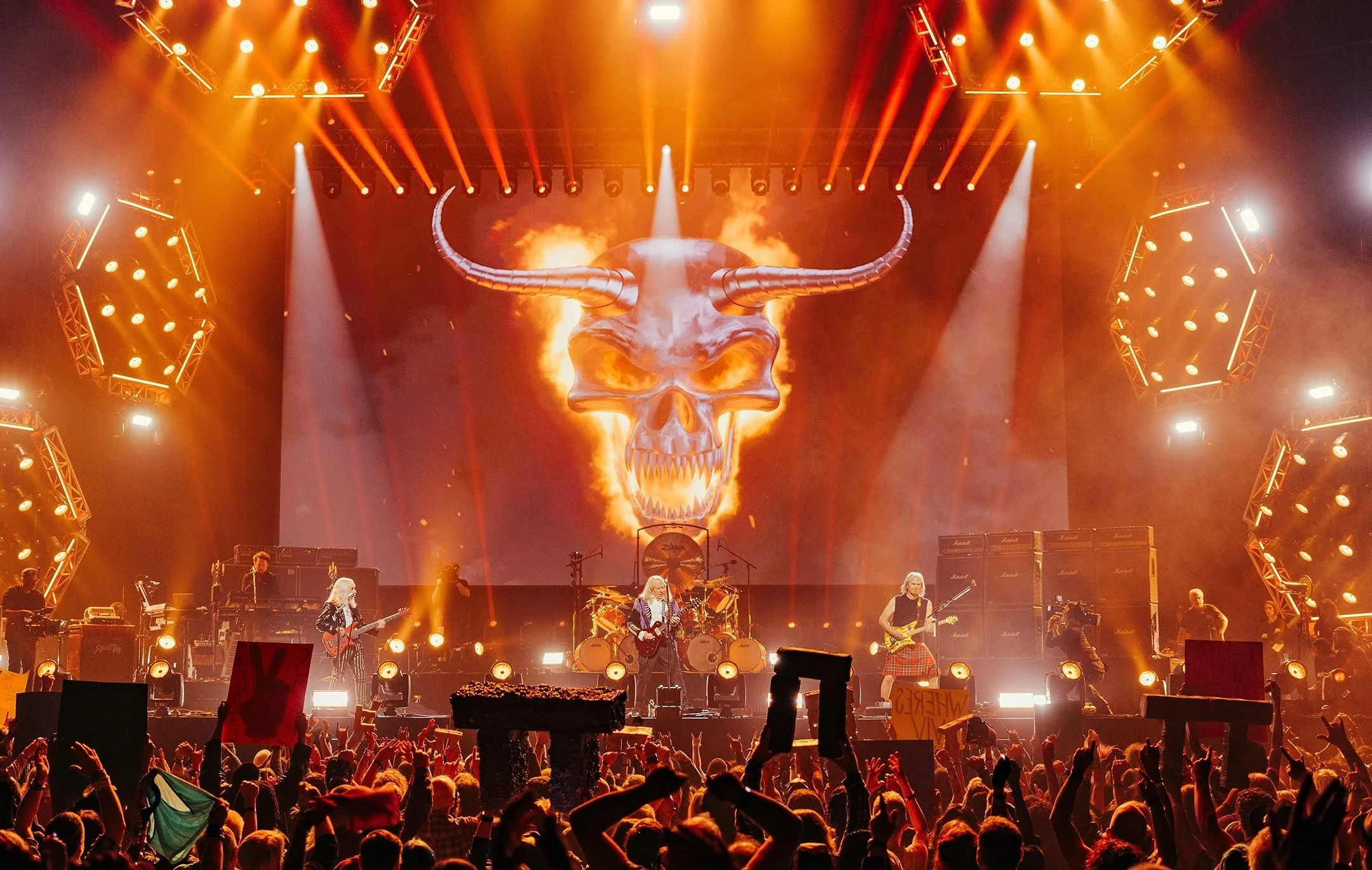 Spinal Tap II: The End Continues: The IMAX Experience