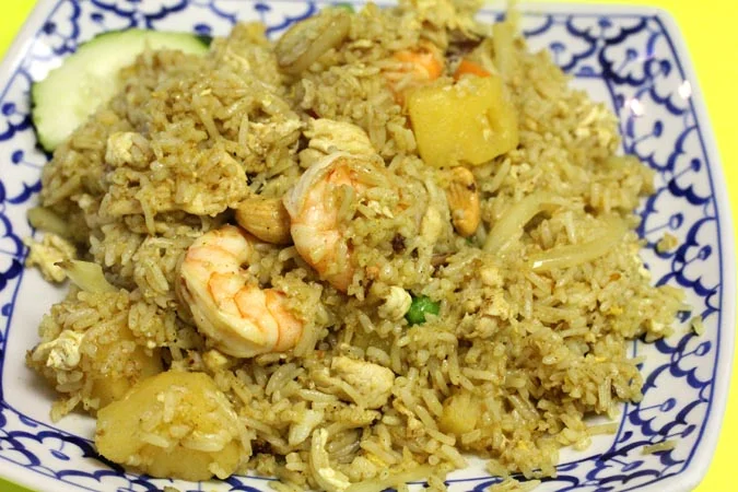 #56_PineappleFriedRice_s.jpg