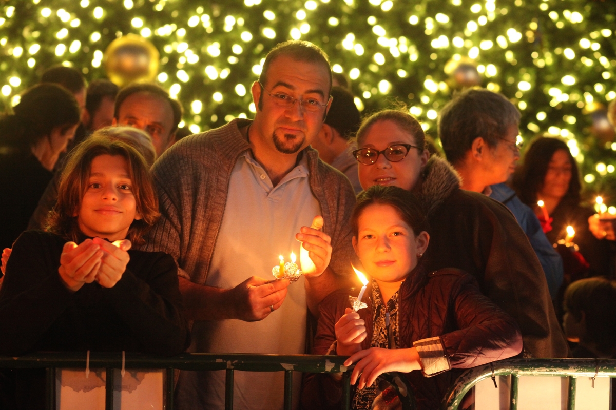 Chanukah UnionSquare 30.jpg