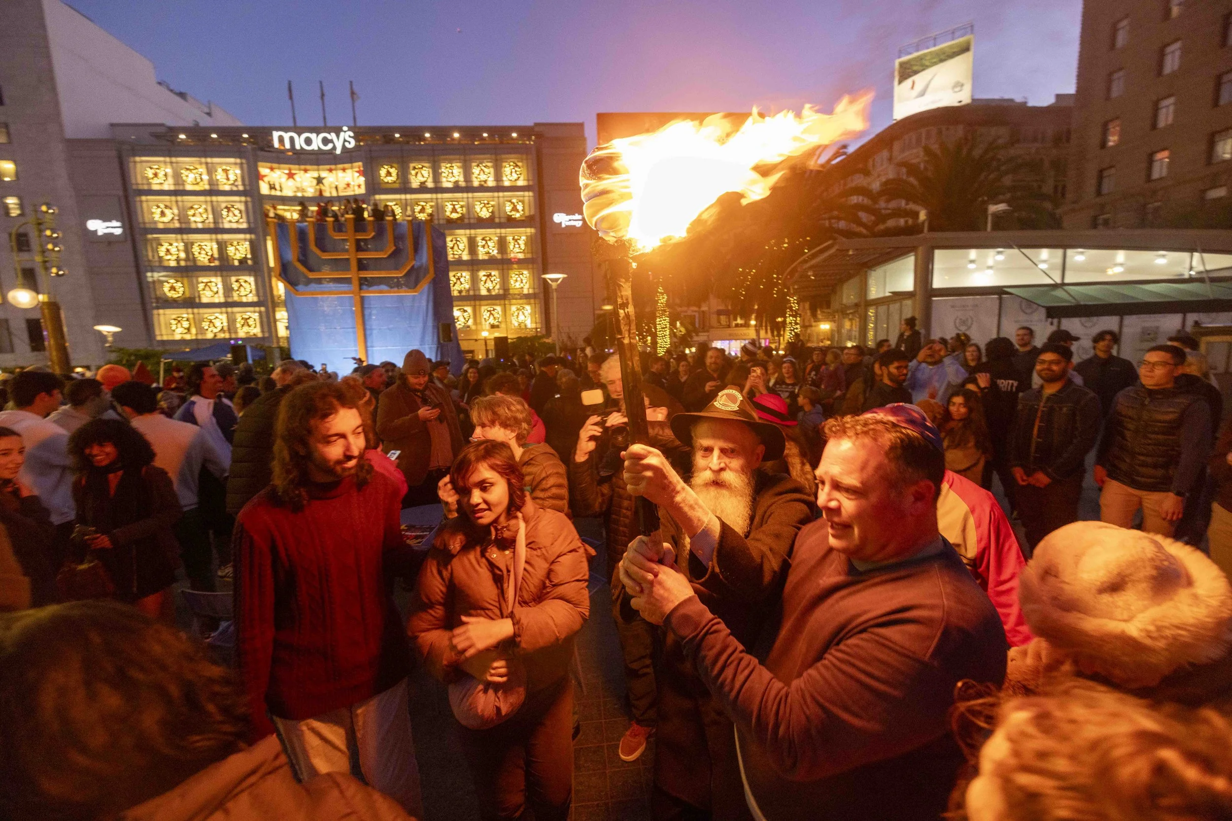 2027-BillGrahamMenorah-241229.jpg