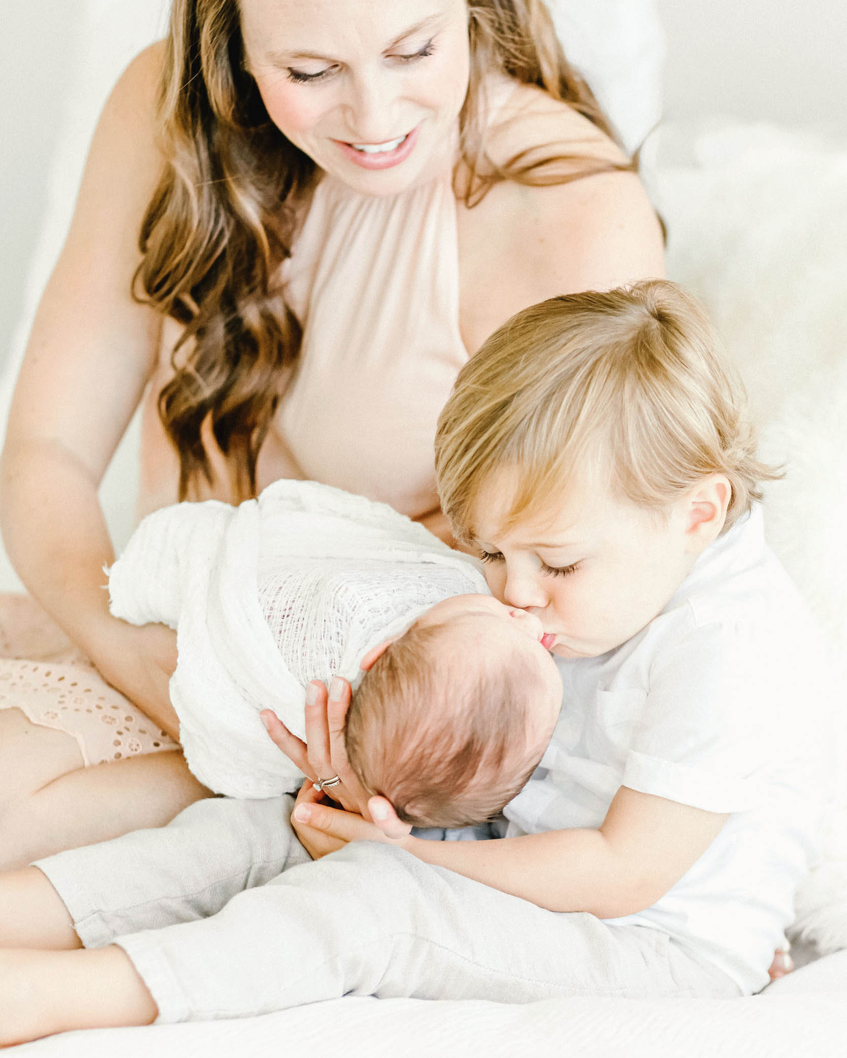 Cassie Schott Photography_Chicago Lifestyle Newborn Session_1.jpg