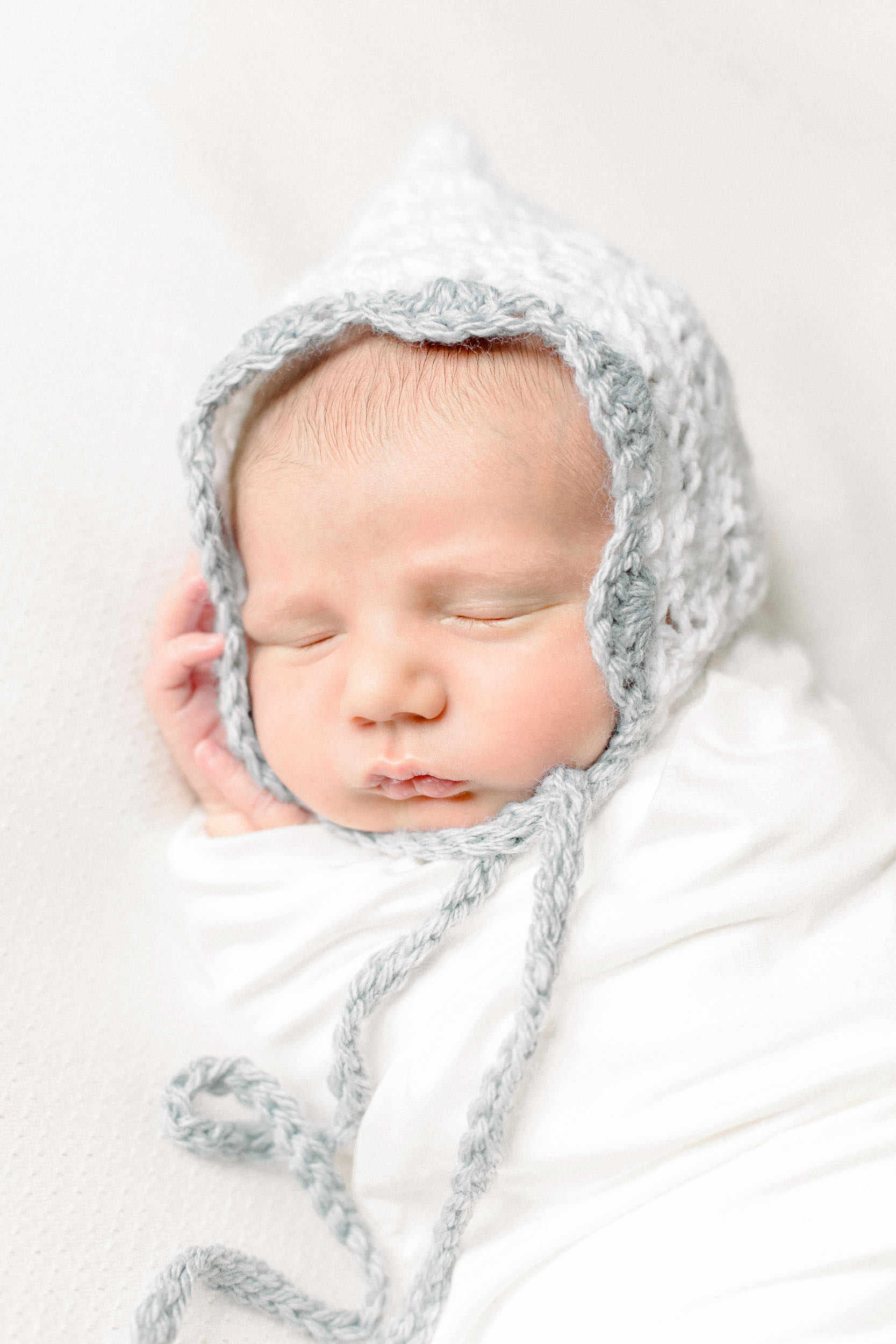 Algonquin Illinois Newborn Photographer_Cassie Schott Photography_In Home Newborn Session_4.jpg