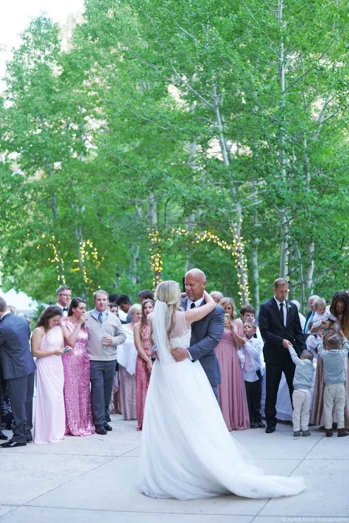 Snowbird_Cliff_Lodge_Wedding_Utah_Photographer_0105.jpg