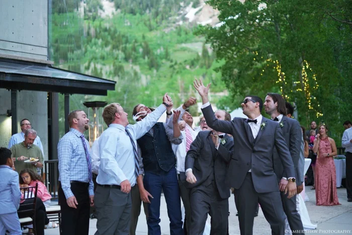 Snowbird_Cliff_Lodge_Wedding_Utah_Photographer_0121.jpg