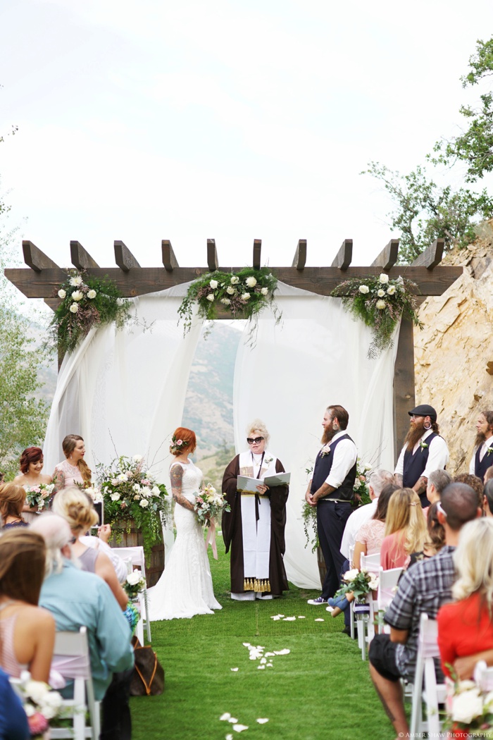 Louland_Falls_Vegan_Wedding_Utah_Photographer_0038.jpg