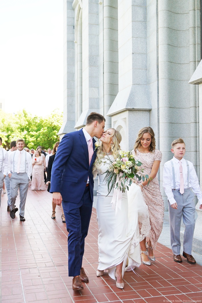 Spring_Salt_Lake_Temple_Heritage_Gardens_Wedding_Utah_Photographer_0054.jpg