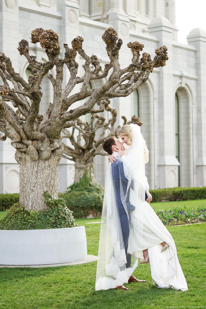 Spring_Salt_Lake_Temple_Heritage_Gardens_Wedding_Utah_Photographer_0143.jpg