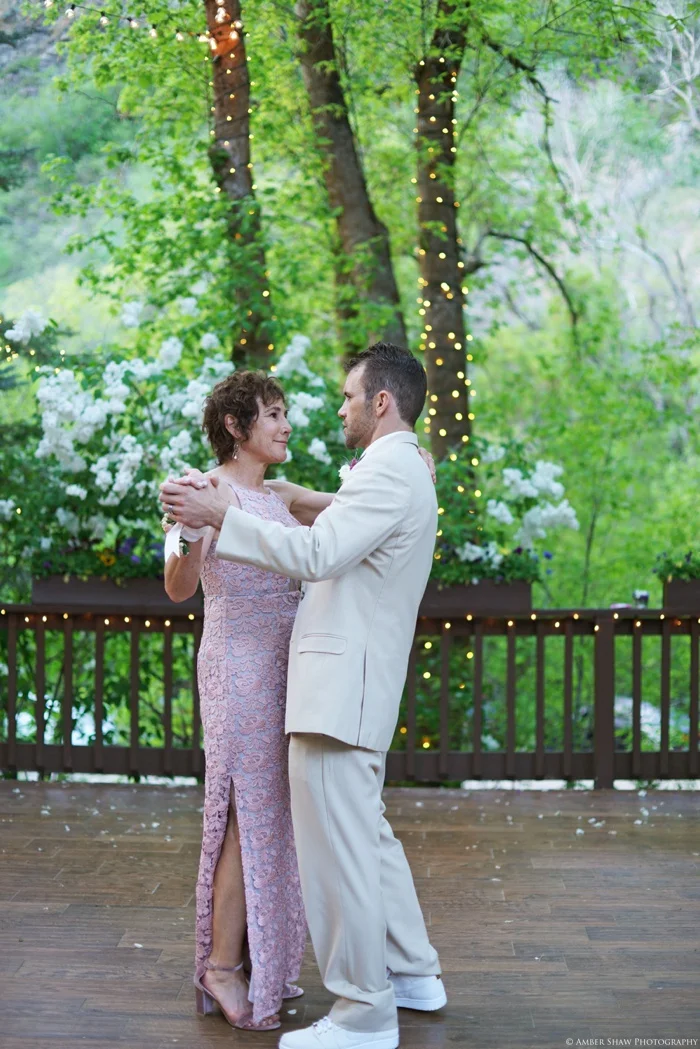 Millcreek_Inn_Wedding_Utah_Photographer_0054.jpg