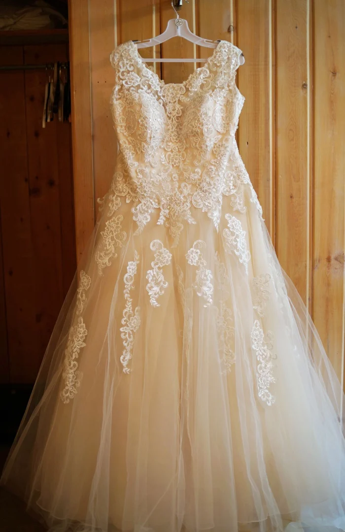 Silver_Fork_Lodge_Summer_Wedding_Utah_Photographer_0002.jpg