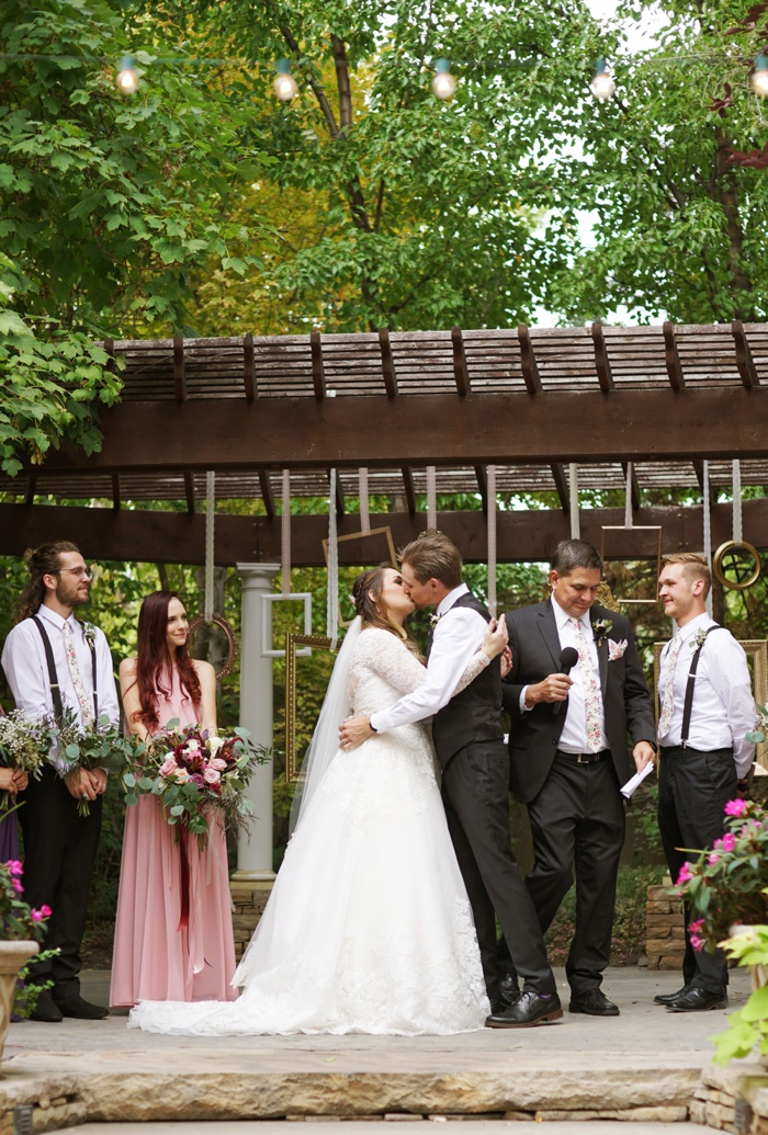 Eldredge_Manor_Fall_Wedding_Utah_Photographer_0051.jpg