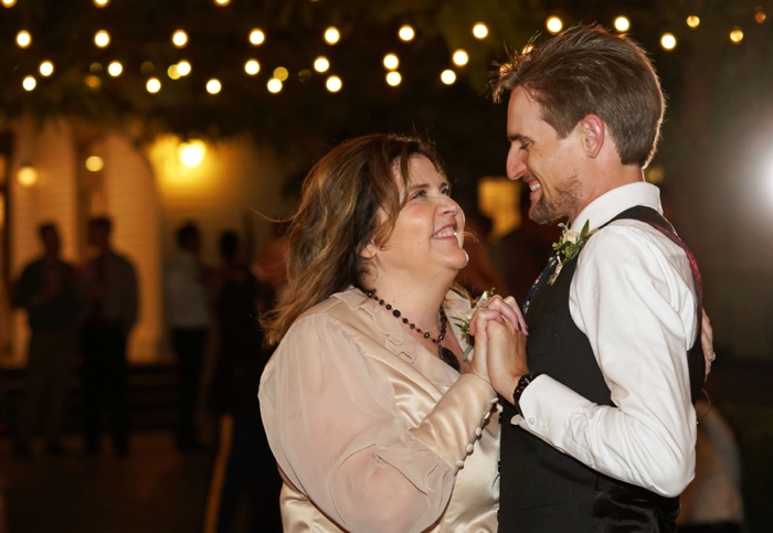Eldredge_Manor_Fall_Wedding_Utah_Photographer_0081.jpg
