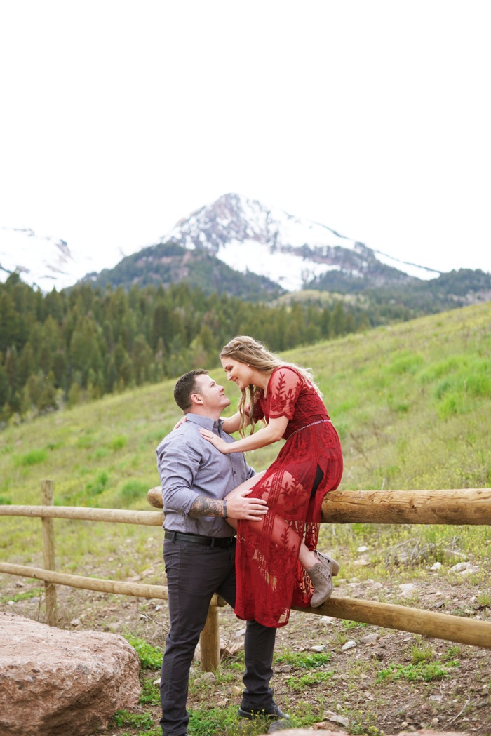 Tibblefork_Engagement_Session_Utah_Wedding_Photographer_0030.jpg