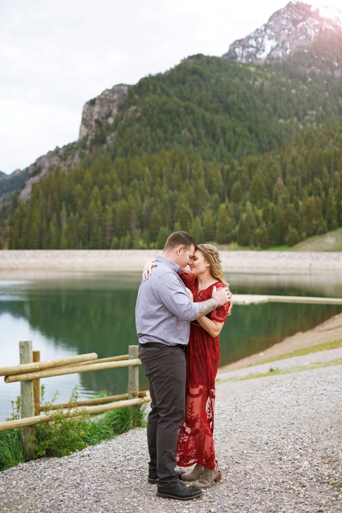 Tibblefork_Engagement_Session_Utah_Wedding_Photographer_0056.jpg