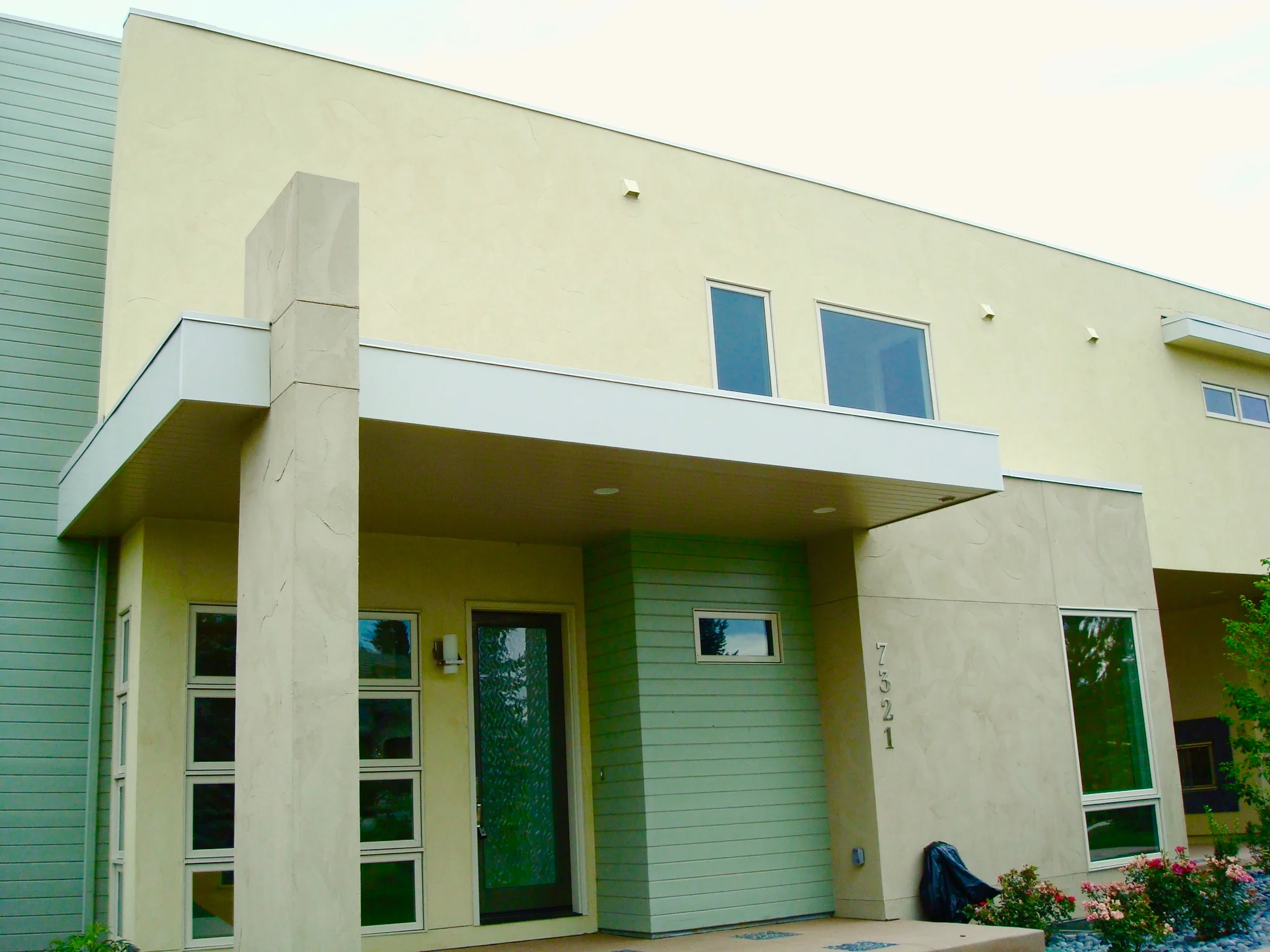 The Mid-Century Modernist Movement