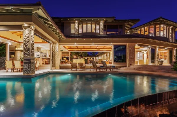 New Listing | Contemporary Luxury at Kukio