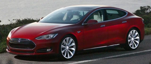 Tesla Offers Eco-Chic on the Big Island