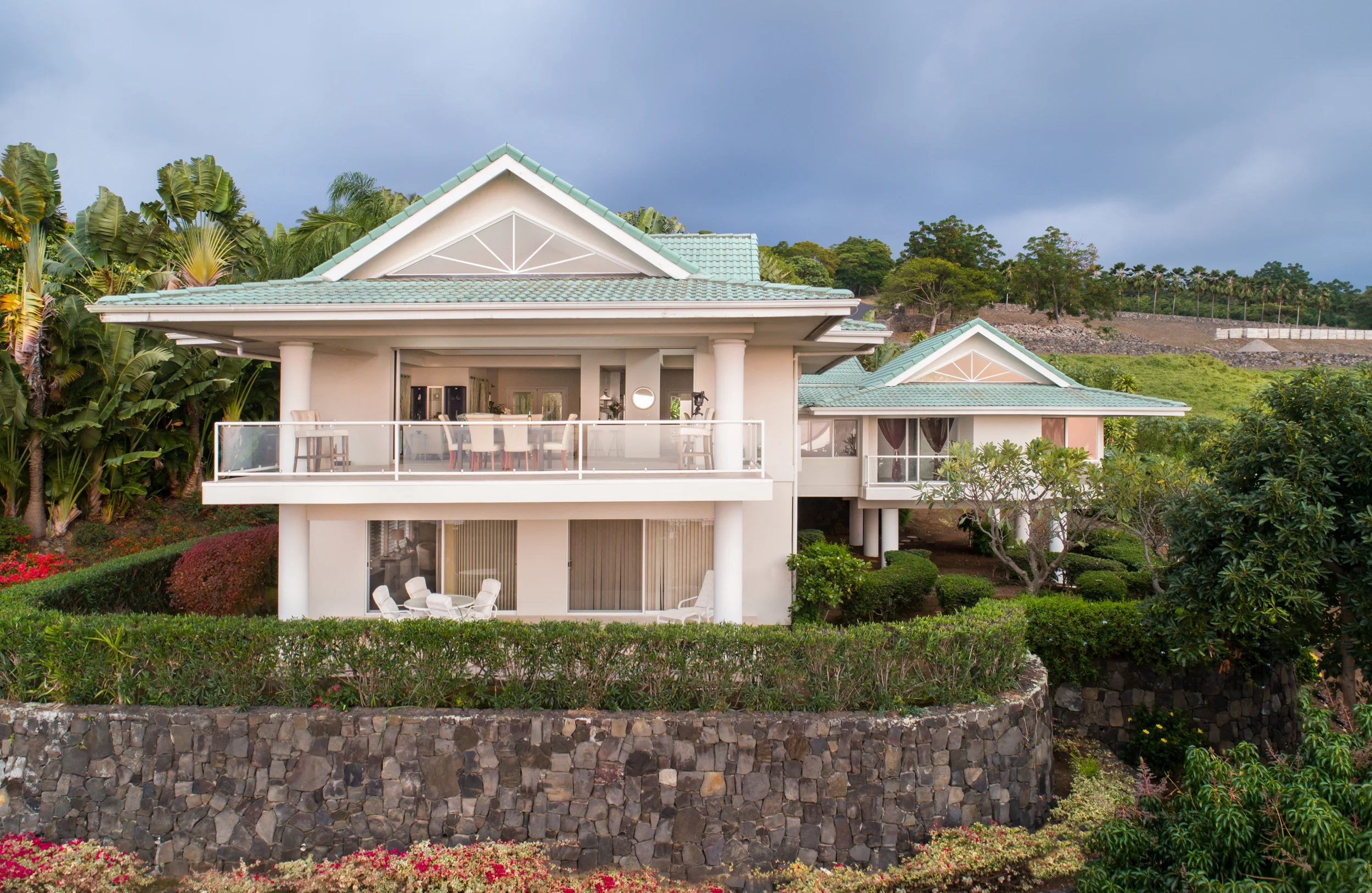 Mphotoi-Hawaii Life-Kaumalumalu-023.jpg