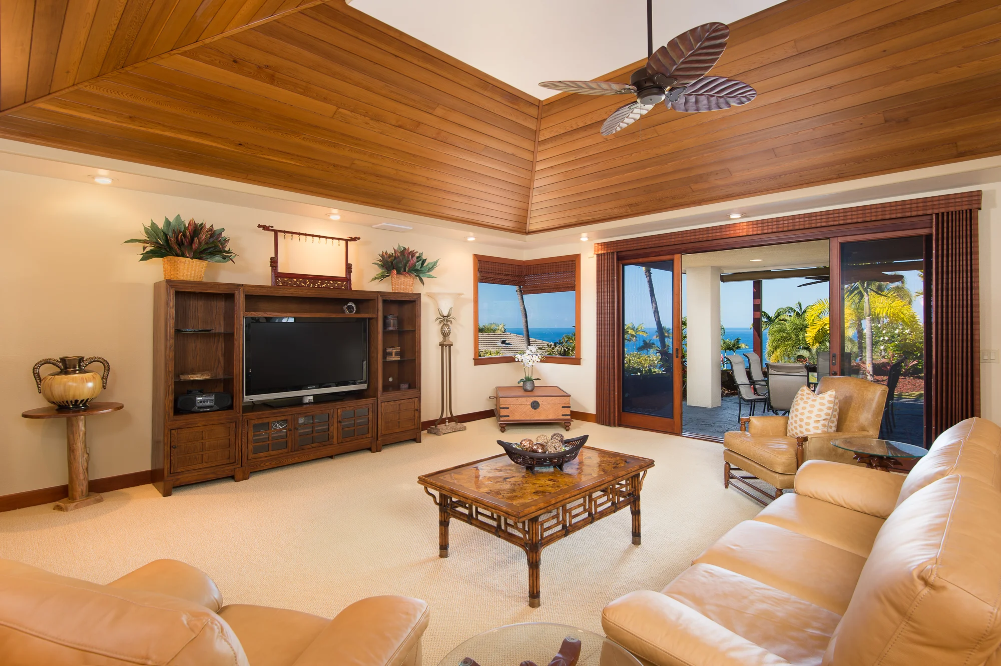 KeauhouEstates-MediumRes-004.jpg
